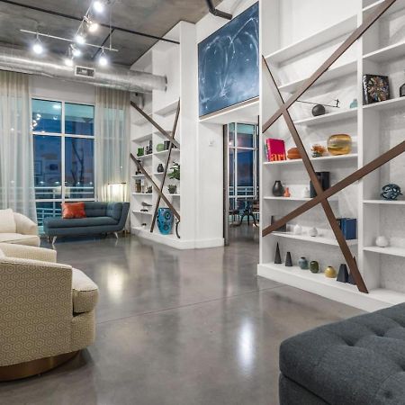 סיינט פיטרסברג Modern 2 Bed Getaway Steps From Tropicana Field מראה חיצוני תמונה