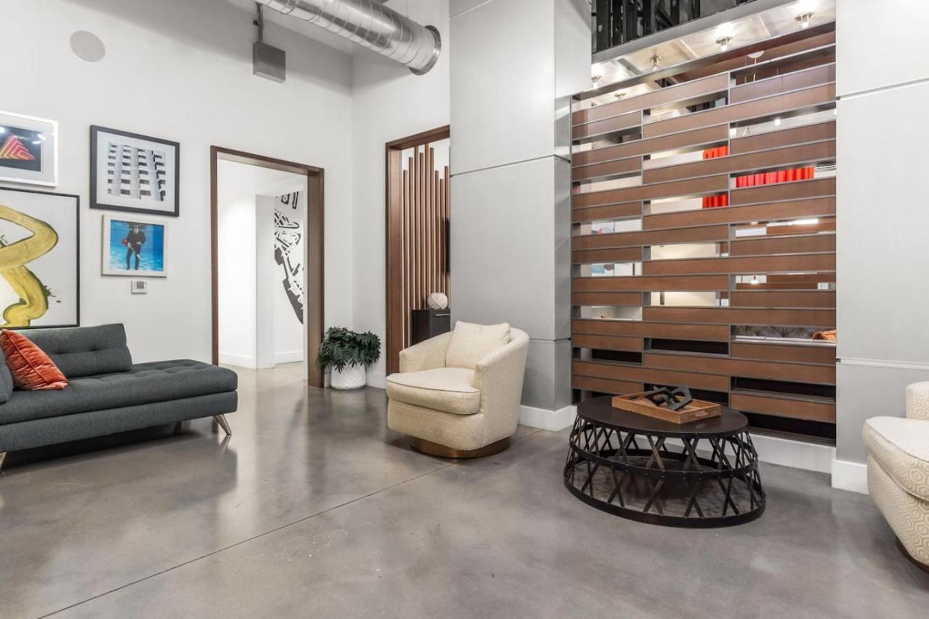 סיינט פיטרסברג Modern 2 Bed Getaway Steps From Tropicana Field מראה חיצוני תמונה